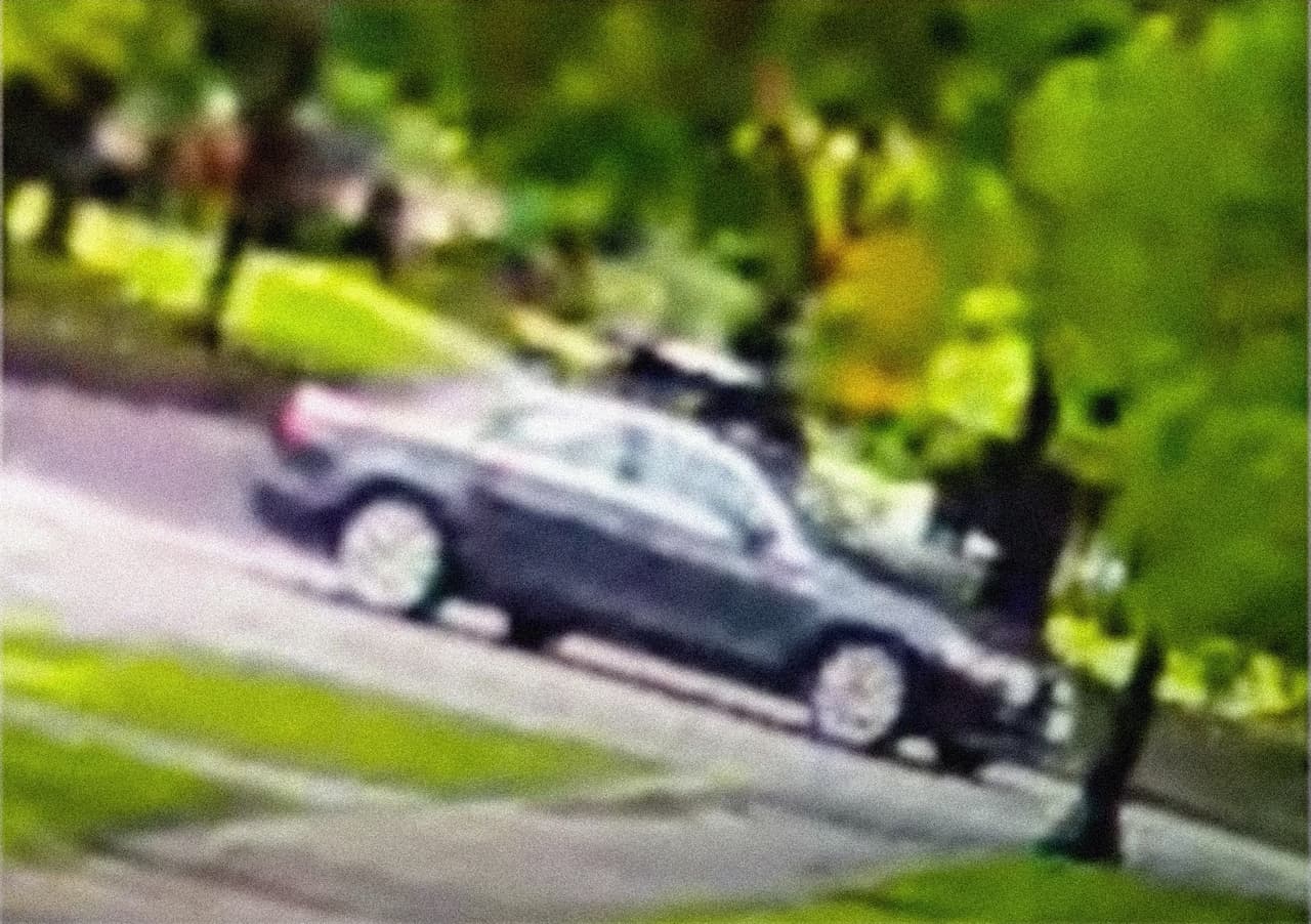 En este auto fue que un hombre se llevó por la fuerza a la niña de 8 años de edad.