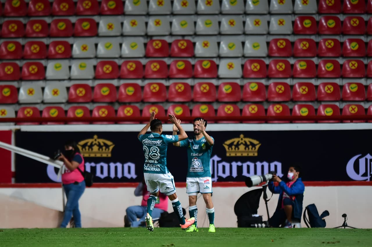 Las lesiones y los errores en la defensa siguen condenando al América y esta vez caen en su visita al León en Aguascalientes con un marcador de 3-2 en contra.