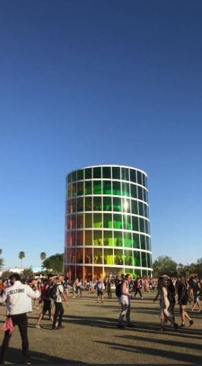 Otro de los asistentes a dicho evento fue José María Torre, quien en la misma red social compartió el inici´o de su día en el Festival Coachella 2019.