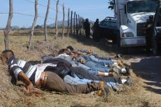 Nueve personas sin vida fueron halladas en un ejido del Municipio de Hidalgo.