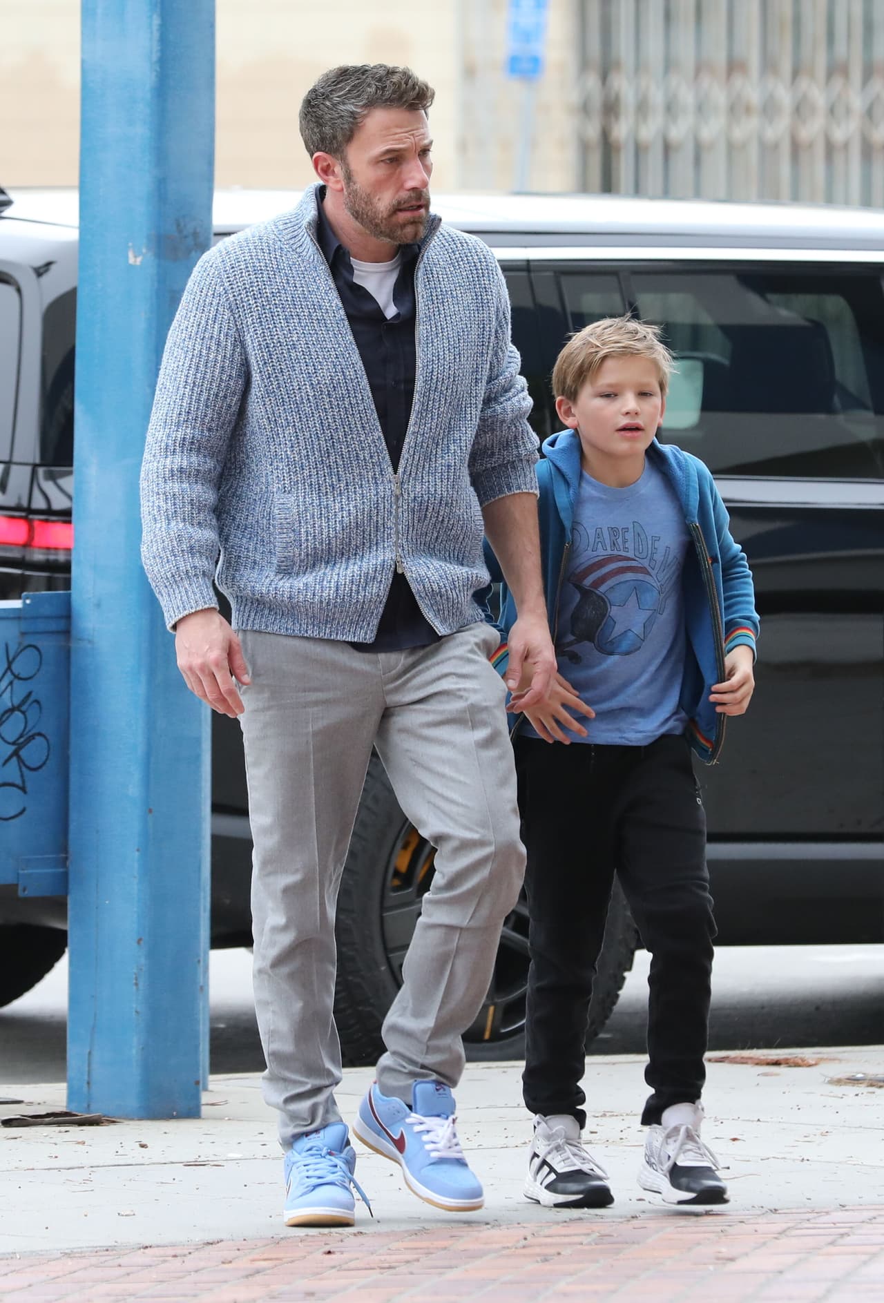 Ben Affleck vivió por primera vez las pasadas fiestas decembrinas 
<b><a href="https://www.univision.com/famosos/jlo-ramo-de-novia-fotos">al lado de JLo ya como marido y mujer. </a></b>
<br>