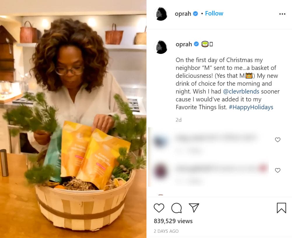 "El primer día de Navidad
<b><a href="https://www.instagram.com/p/CIw4dhNh0bH/" target="_blank">mi vecina 'M' me envió</a></b> ... ¡una canasta de delicias! (Sí, esa 'M') Mi nueva bebida preferida para la mañana y la noche", dijo Winfrey en un video en su cuenta de Instagram publicado el lunes 14.