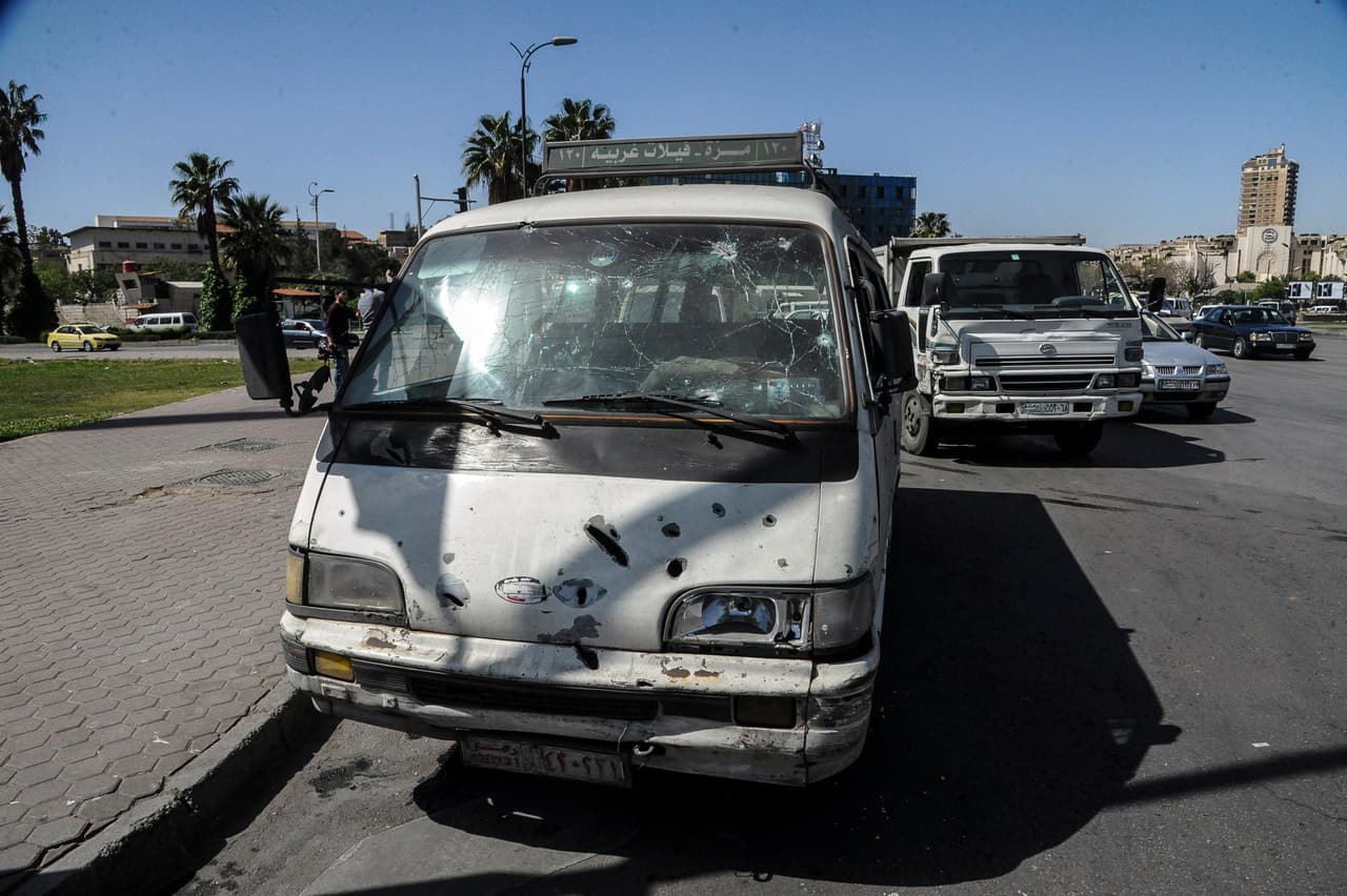 Después del ataque químico, el área circundante fue bombardeada, lo que obstaculizó que las ambulancias pudieran salvar a más víctimas.