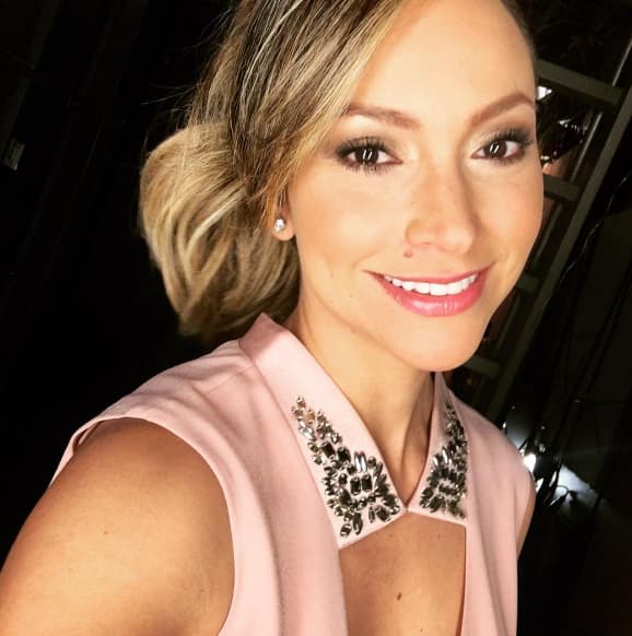 También nos ha mostrado ser una mujer poderosa y muy profesional en todos los aspectos de su vida.