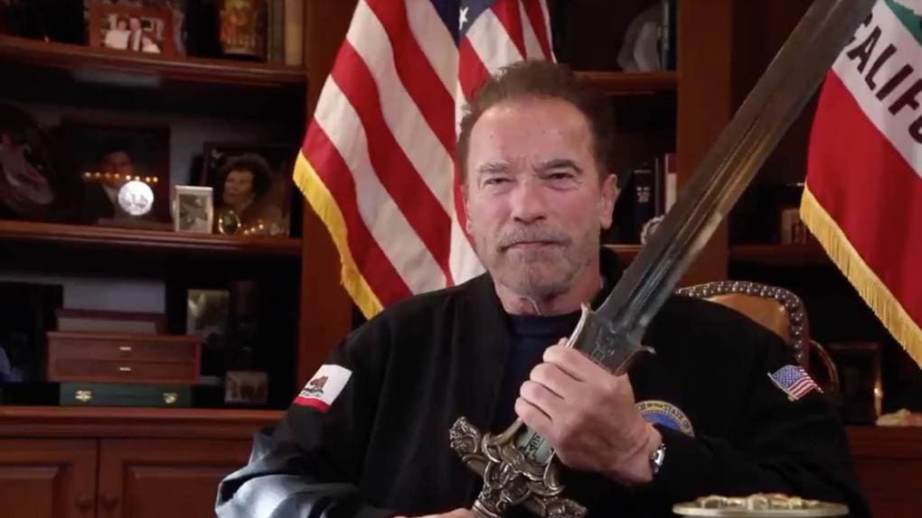 "El peor presidente de la historia": Schwarzenegger compara a los Proud Boys de Trump con los nazis
