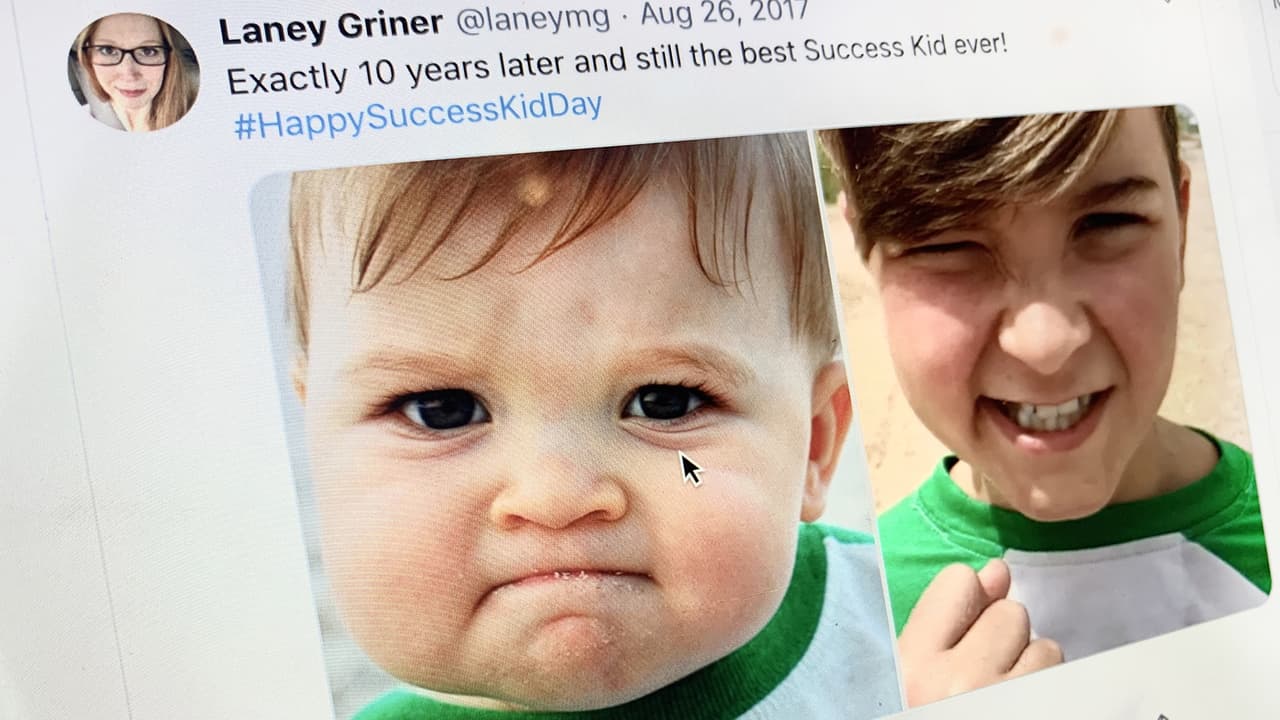 Laney Griner, madre del llamado 'niño exitoso', pidió al representante Steve King de Iowa que no use la foto de su hijo en su campaña política.