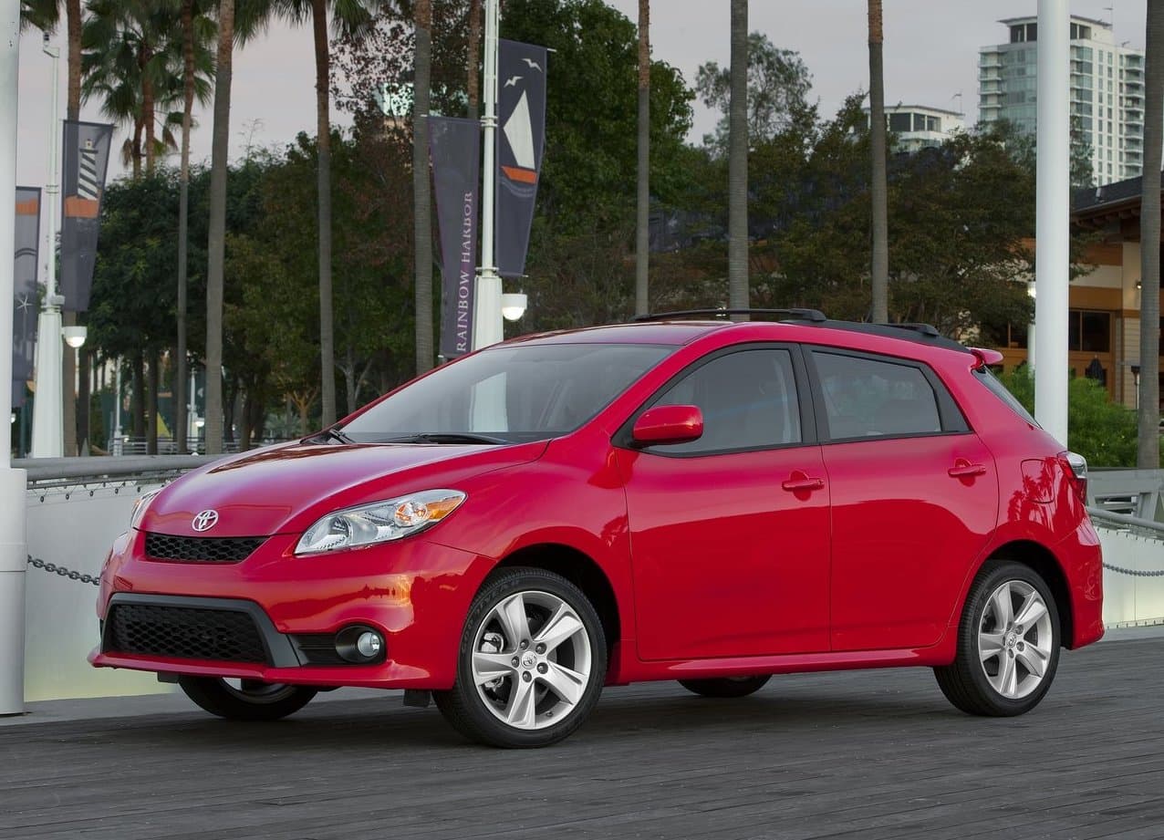 <h3 class="cms-H3-H3"><b>Toyota Matrix</b></h3>
<br>
<br>
<b>Modelos:</b> 2011 – 2013
<br>
<b>Unidades involucradas:</b> 10,238