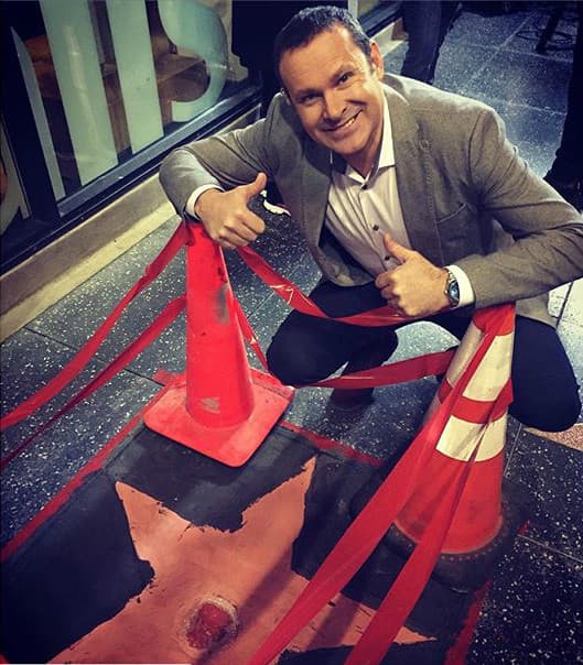 Alan Tacher acompañó a su gran amigo Eugenio en este día tan especial. (10 de marzo, 2016)