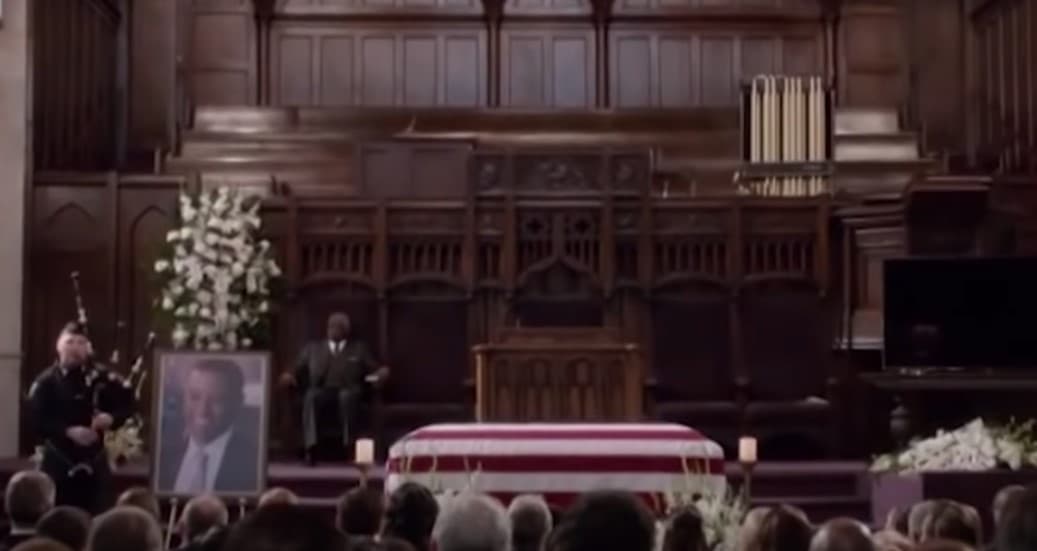 Se decidió que su personaje en la serie, el detective Barry Frost, también moriría, pero a causa de un accidente automovilístico, por lo que se hizo un episodio especial para rendirle homenaje al actor.