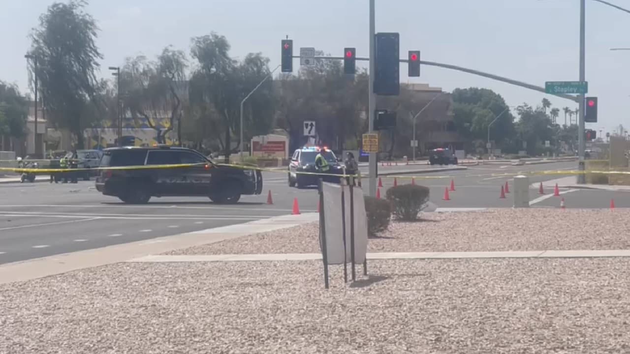 Aparatoso accidente entre ocho vehículos deja una persona sin vida en Mesa