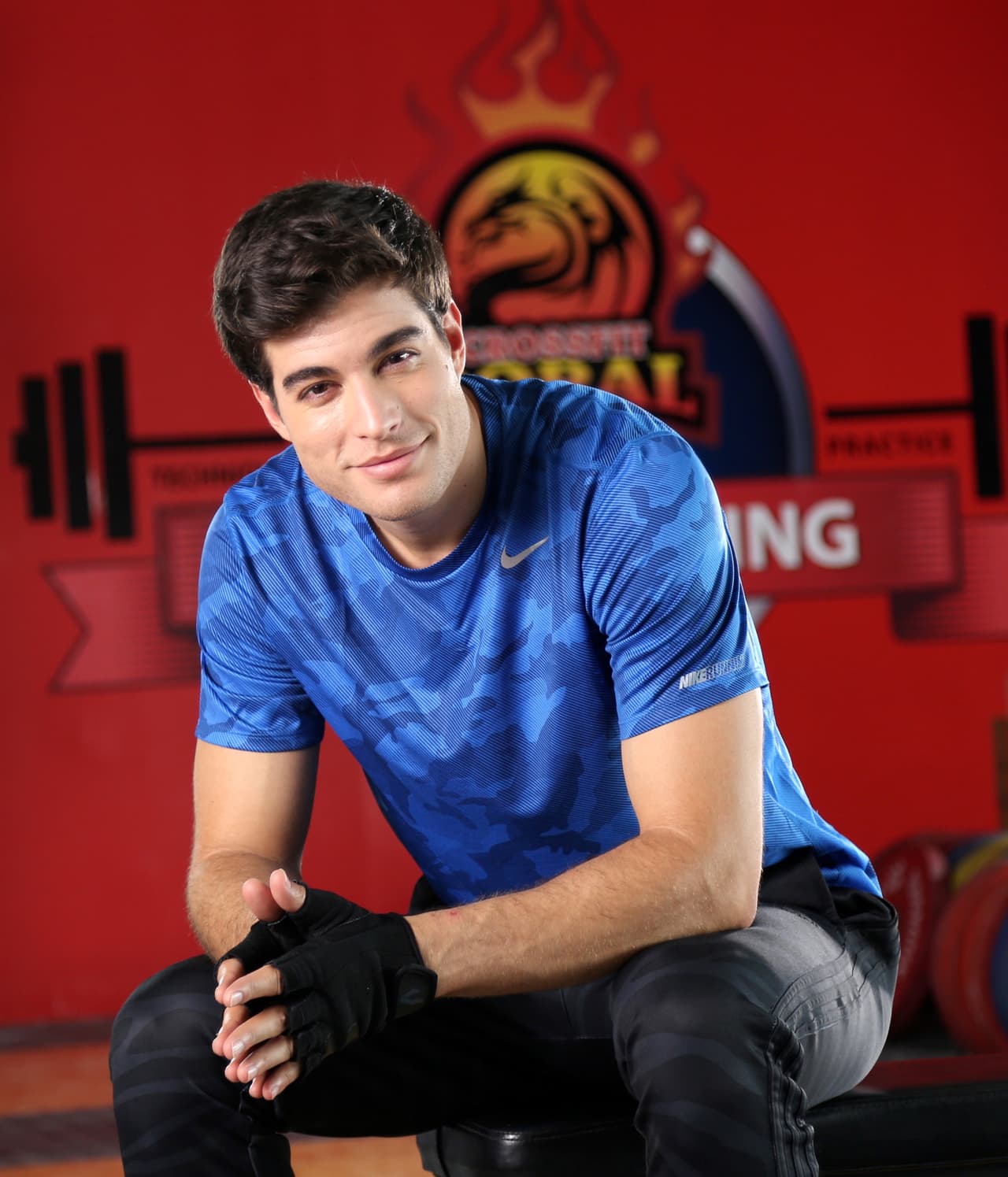 Tiene una sonrisa que enamora a cualquiera.