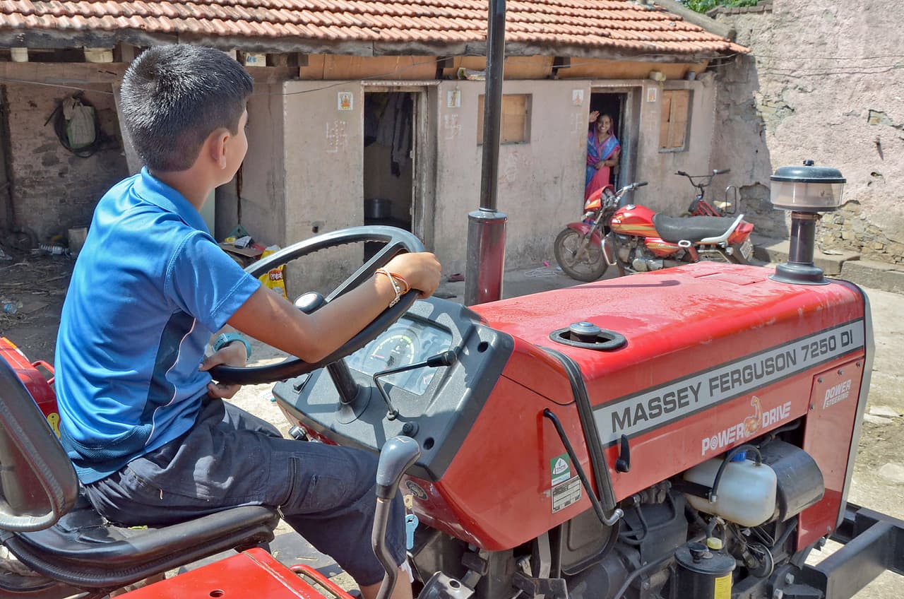 Ratanjith también es un niño dulce, educado y amable.