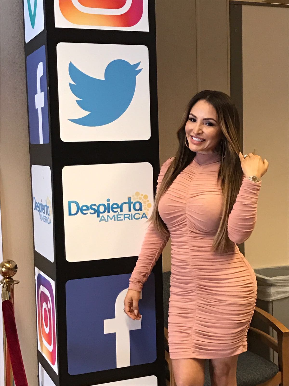 Emocionada por estar en 'Despierta América' por primera vez.