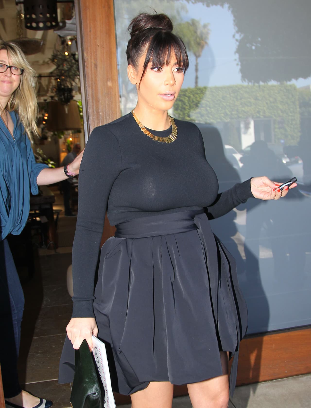 A penas se le notaba la pancita.