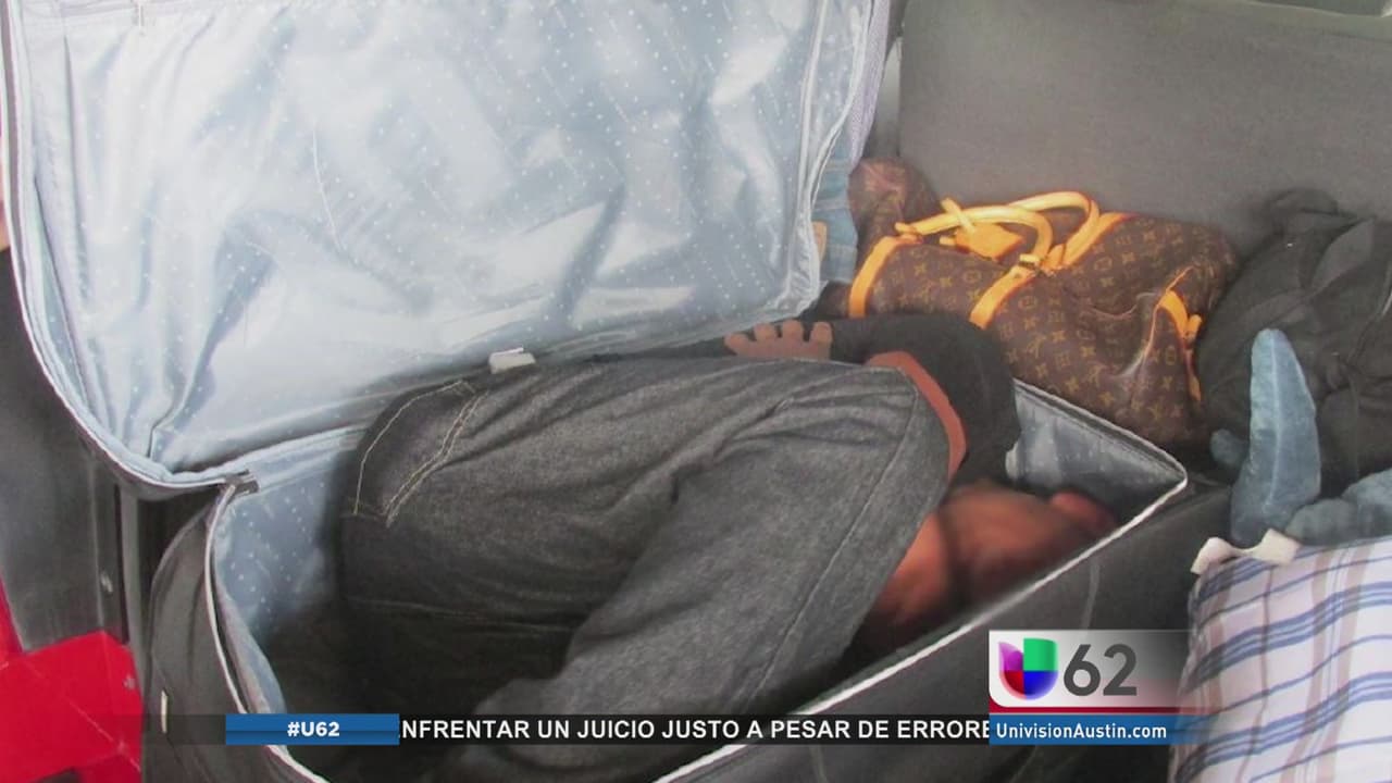 Hombre intenta cruzar la frontera escondido en una maleta