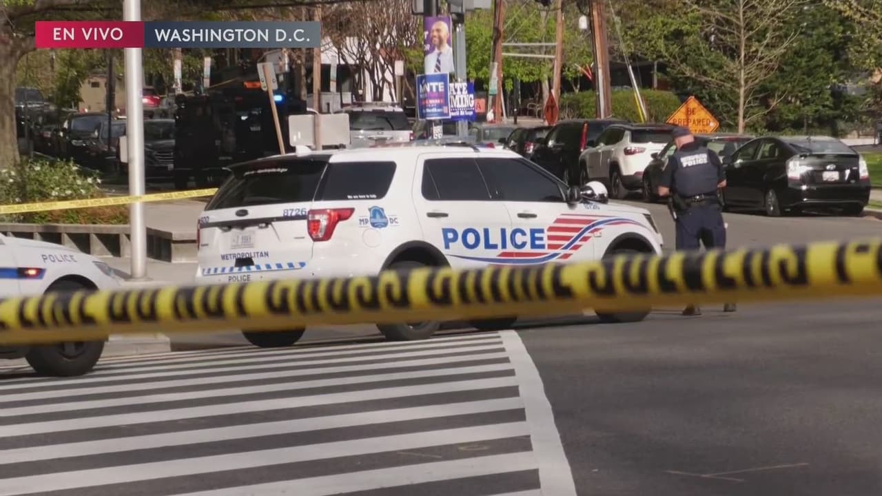 La Policía de DC reportó que dos hombres adultos y dos mujeres adultas, además de una menor de edad, salieron con heridas de arma de fuego tras un tiroteo registrado alrededor de las 4:00 PM; el sospechoso sigue prófugo.