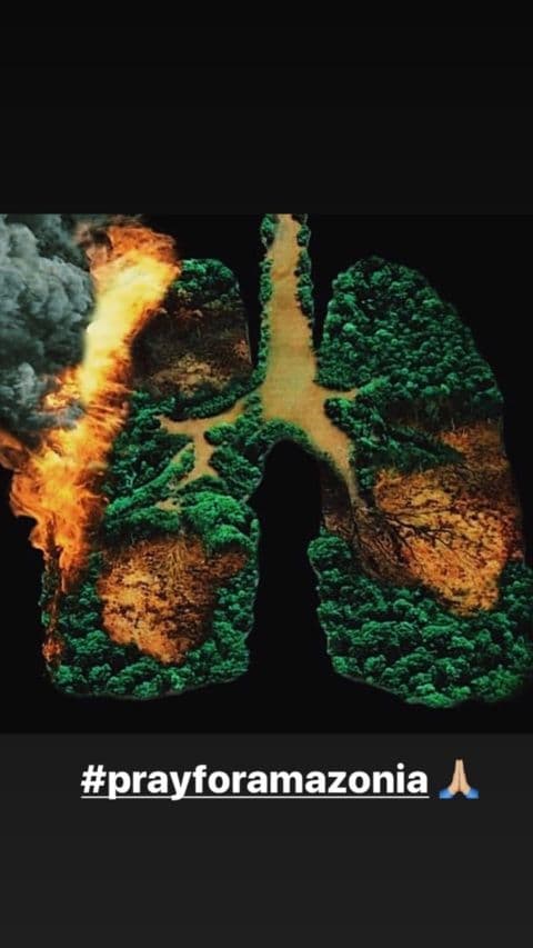 Dani Alves mostró esta imagen en sus historias de Instagram e invitó a rezar por lo acontencido en el Amazonas.