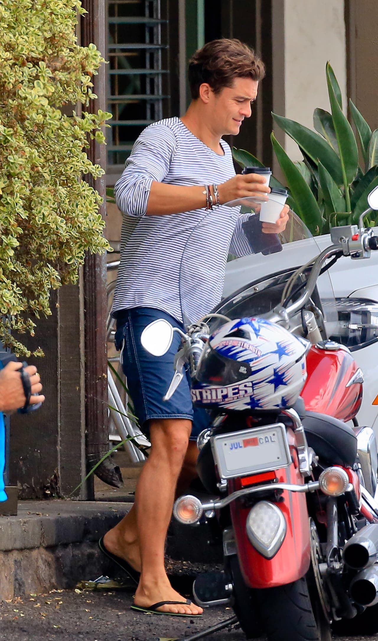 Uno para él... y otro para su chica nueva.