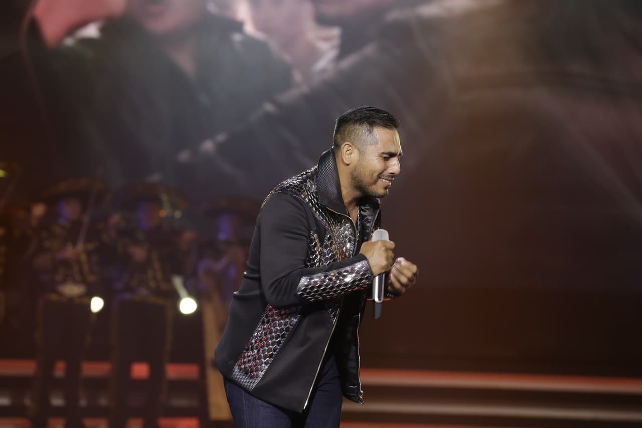 El público vibró con '¿Por Qué Creí En Ti?'.