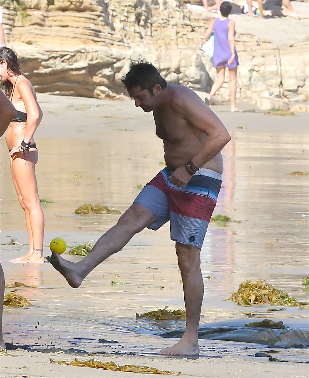 Y se suma a las celebs con 'dad bod'.