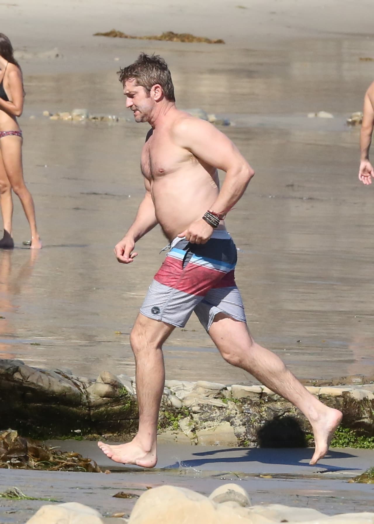 Hasta le cuesta trabajo correr.