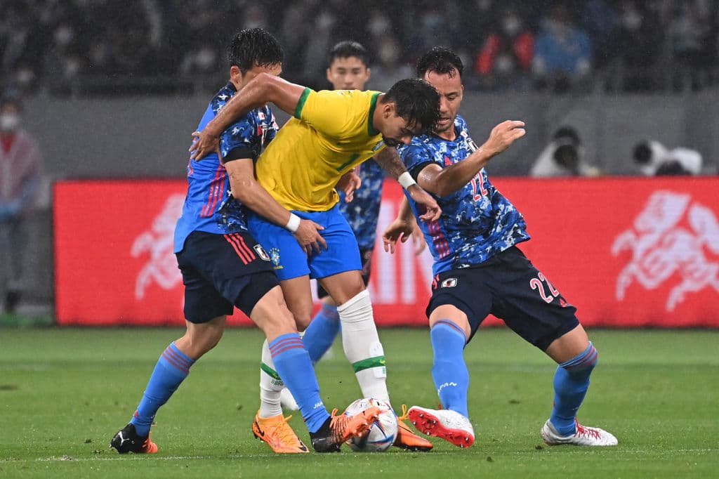 Un tanto de Neymar de penalti dio la victoria a Brasil ante Japón en un partido amistoso celebrado este lunes en Tokio, en el que los sudamericanos se encontraron con un combativos "samuráis azules" capaces de ponerlos en apuros en varias fases del partido.