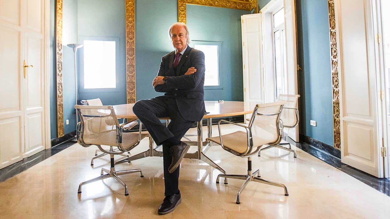 Carlos Tusquets presidirá al Barcelona tras salida de Bartomeu