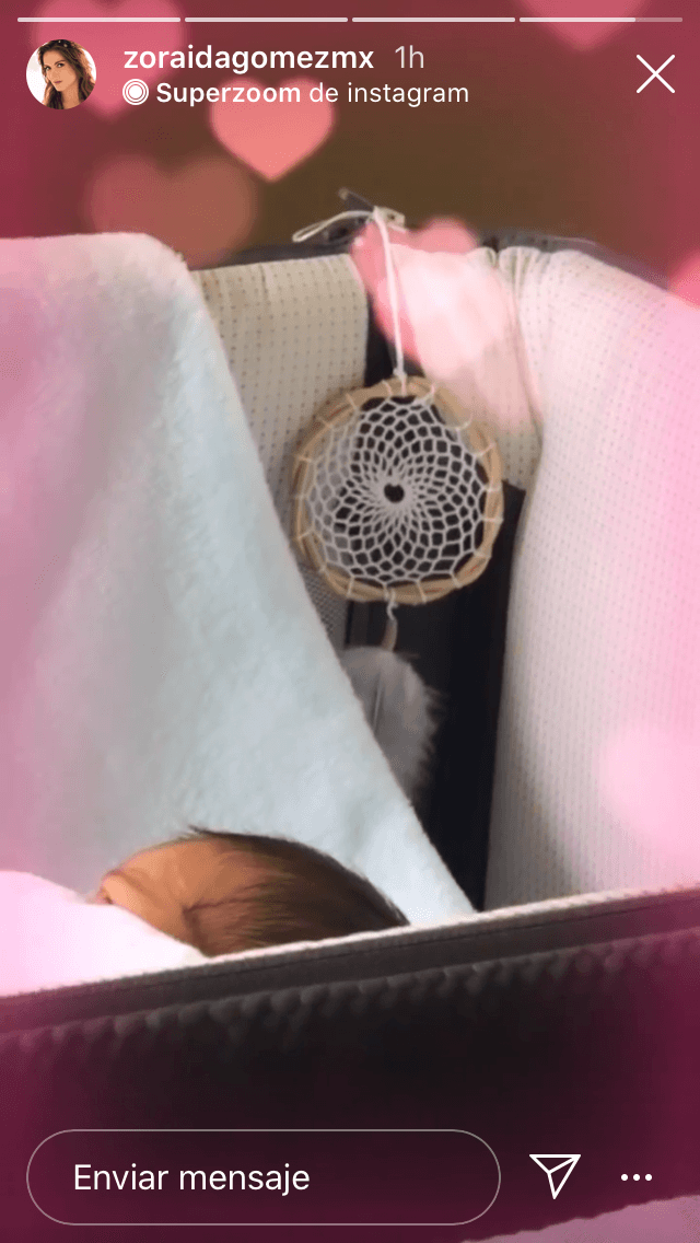 "Nació sano, nació bien", dijo en un video que publicó en su cuenta de Instagram para dar a conocer la buena noticia.
<br>