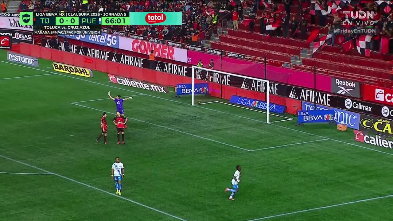 ¡TIRO ATAJADO! disparo por Edgar Guerra.