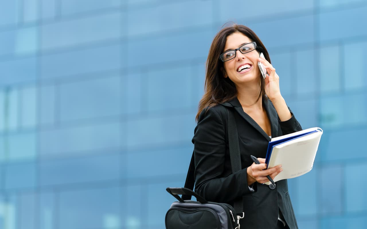 Dejarás atrás las vacilaciones, caminas seguro por un camino trillado que te conducirá al éxito en todo lo que decidas realizar. Profesor Zellagro