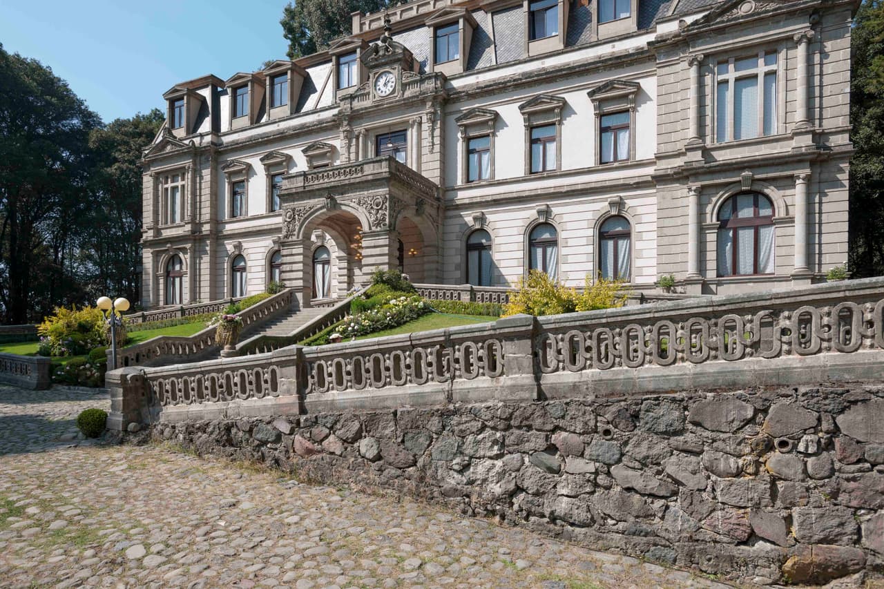 La arquitectura te transportará a otra época.