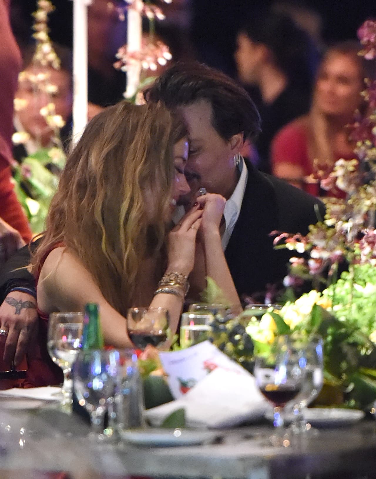 Johnny Depp y Amber Heard en su época de enamoramiento.