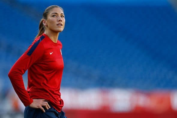La futbolista escribió en sus redes sociales: "Esto va más allá de los límites de la decencia humana y, como tal, yo estoy unida con todas las mujeres afectadas y estoy explorando todas las opciones para proteger mi privacidad".