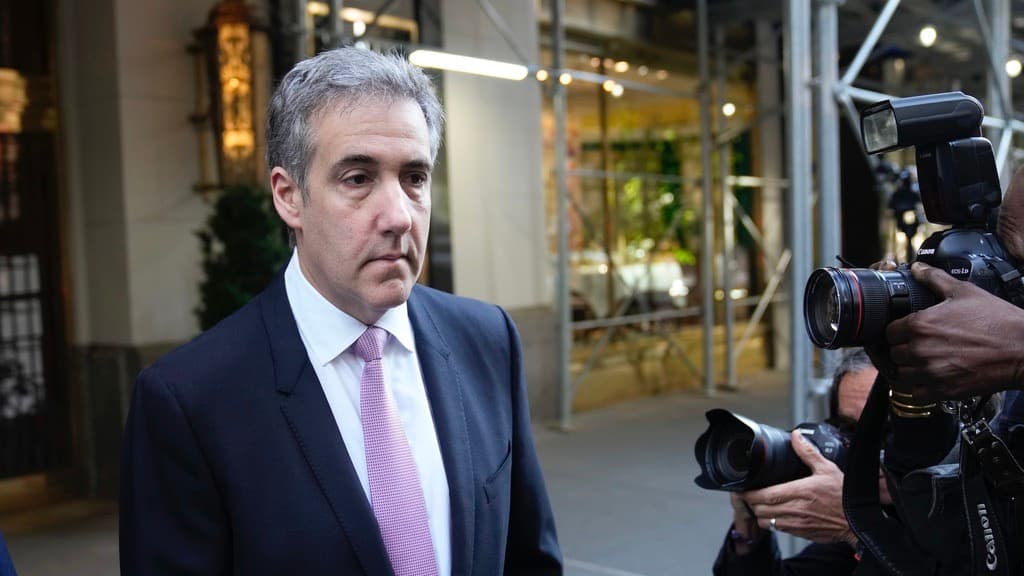 Michael Cohen admite desde el estrado haber robado miles de dólares a la Organización Trump