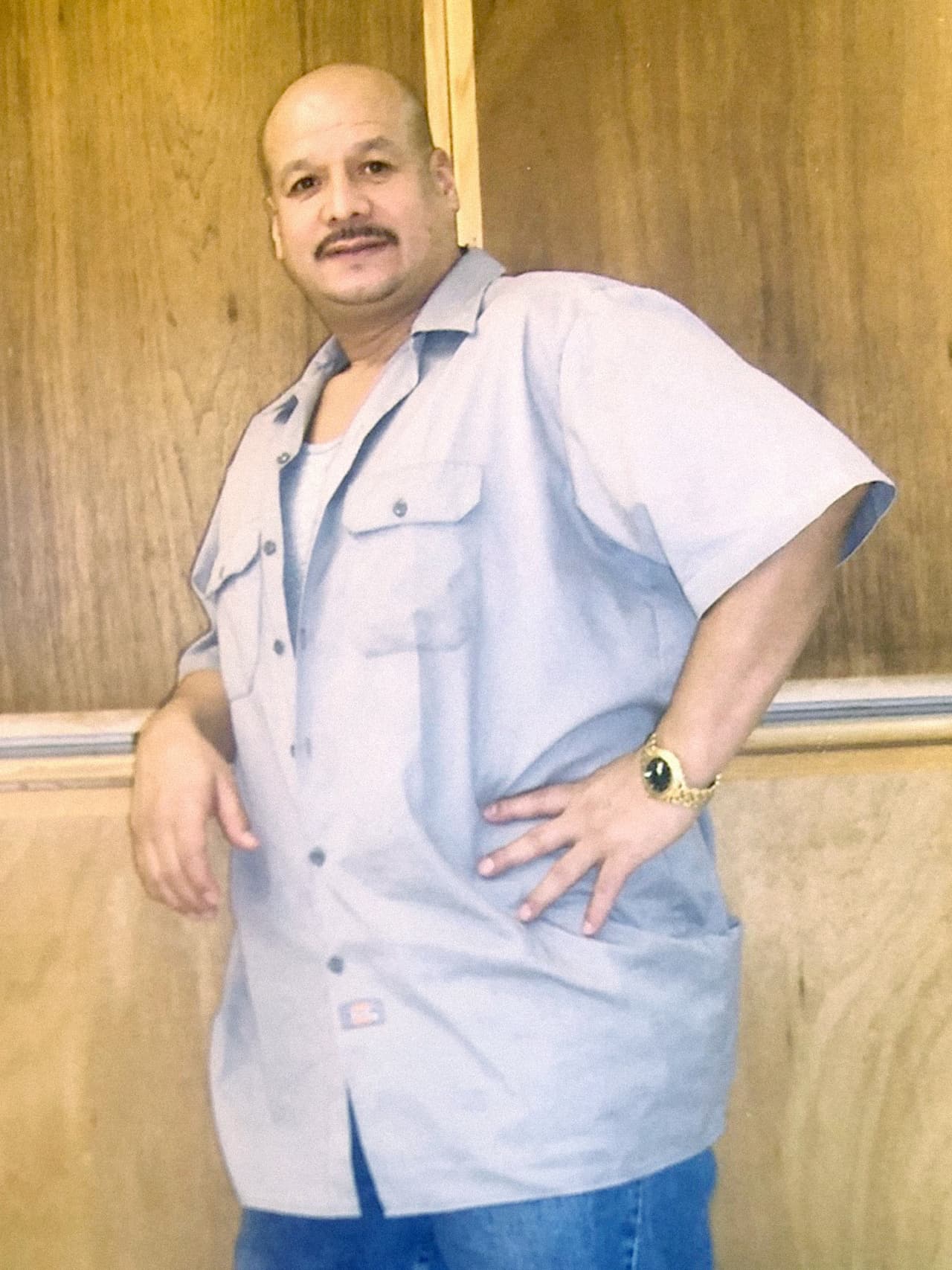 La última cárcel donde estuvo fue en Fox Lake Correctional Center. Antes pasó cuatro años en una de máxima seguridad en la que no habló con nadie y hacía sus necesidades dentro de la celda. "Me dediqué a contar rayitas y huequitos en las paredes... había noches que no podía dormir porque otros presos gritaban". Al salir no ha recibido terapia psicológica.