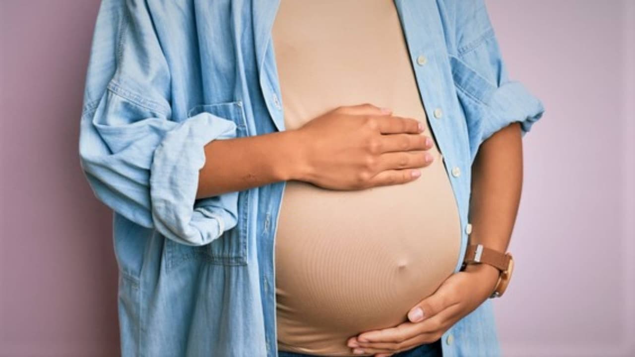 ¿Ser madre después de los 40 años? Riesgos y ventajas de tener un bebé a partir de esta edad