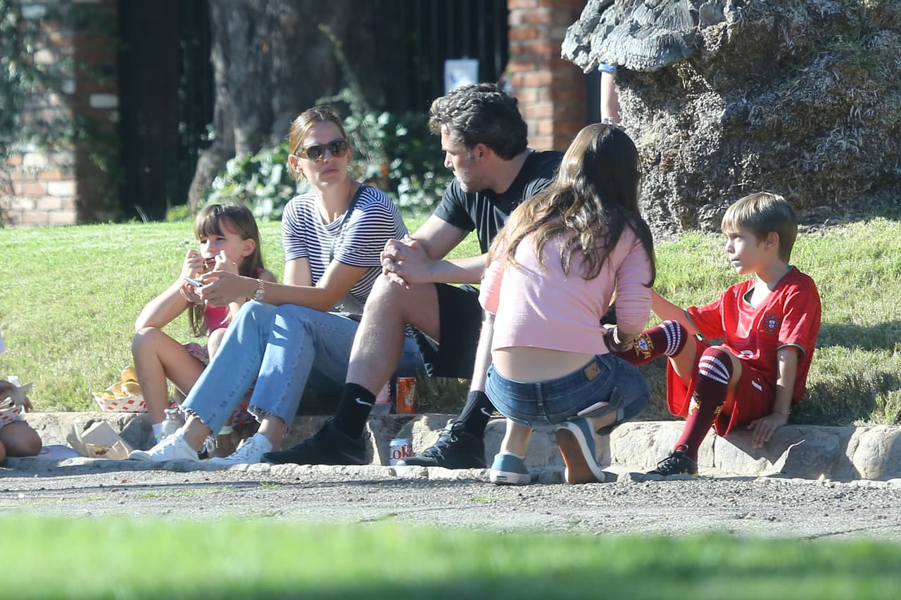 Disfrutaron de un pequeño desfile en su vecindario.