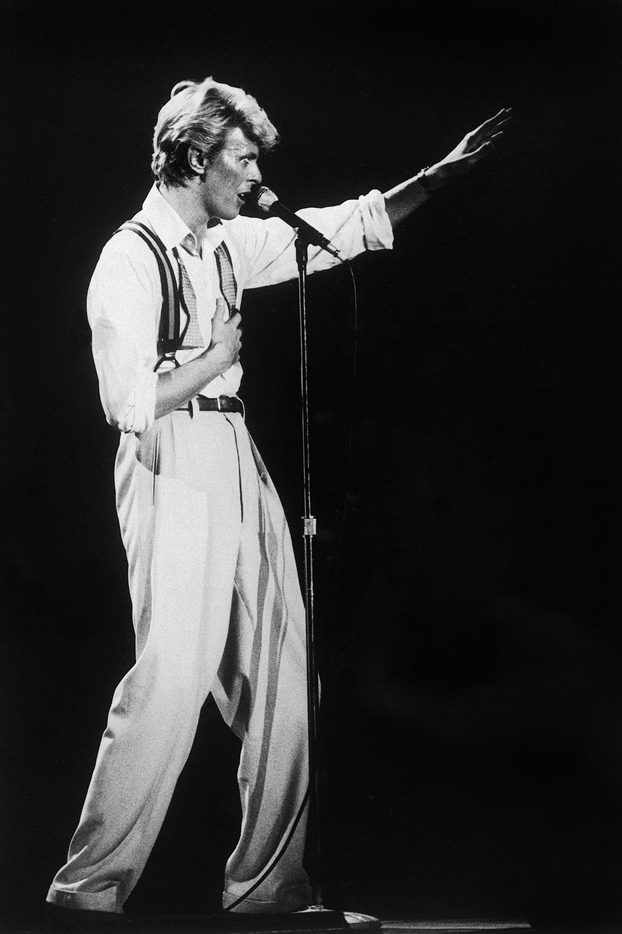 Charles Mingus y John Coltrane, era tan solo algunas de las figuras del jazz que endulzaron el oído de Bowie durante sus primeros años.