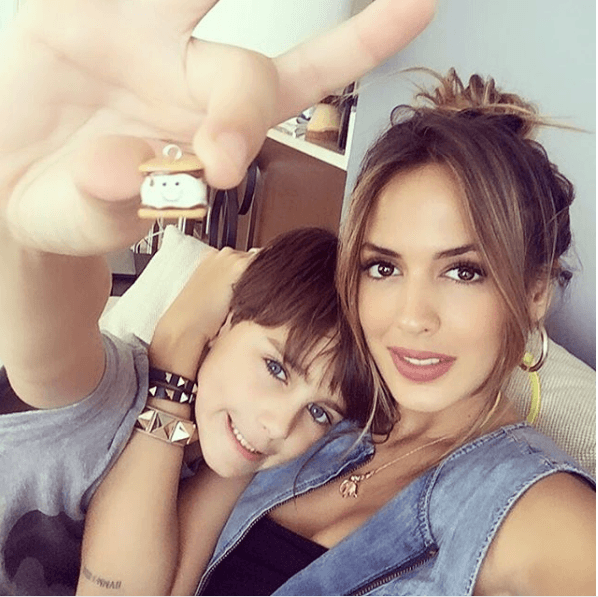 En el mundo existen miles de madres solteras que se han convertido en un referente dentro de la sociedad y las celebridades no han sido la excepción.