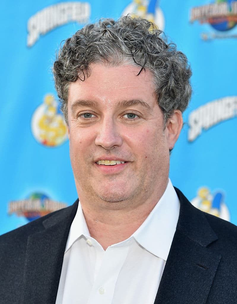 Hace unos días se dio a conocer que 
<b><a href="https://www.univision.com/famosos/nuevo-trabajo-y-hogar-meghan-markle-y-harry-comienzan-en-los-angeles-su-vida-fuera-de-la-realeza-fotos">el productor de 'The Simpsons'</a></b>, Al Jean, había hablado con la producción para invitar a la pareja a participar en la serie en una actuación especial animada y con sus voces. 
<br>