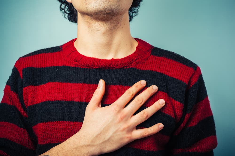 <b>Escorpión: intuitivos y leales. </b>
<br>El signo Escorpión es uno de los más intuitivos del zodíaco y por ese motivo tus amigos escorpiones y escorpionas se dan cuenta de cuando estás atravesando un problema aunque no se los digas y se preocuparán por ayudarte de una manera muy especial.