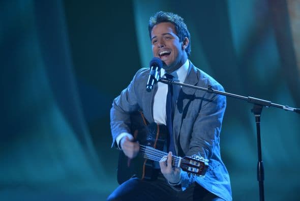 Mira los mejores momentos detrás de cámaras y en el escenario con todas las estrellas que llegaron a Teletón USA para participar en esta importante causa.