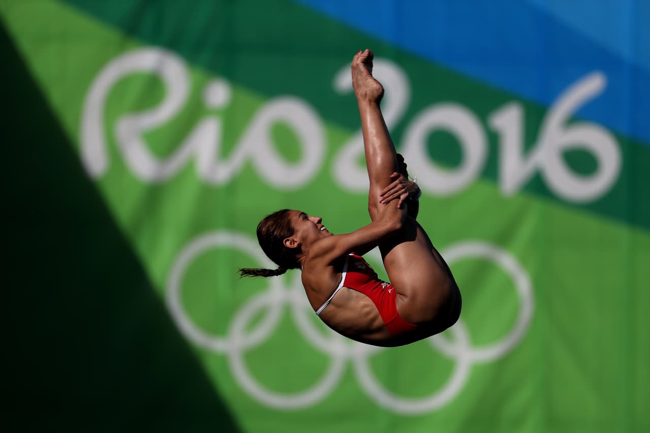 La mexicana Paola Espinosa avanzó a la final de clavados en plataforma 10 metros femenino