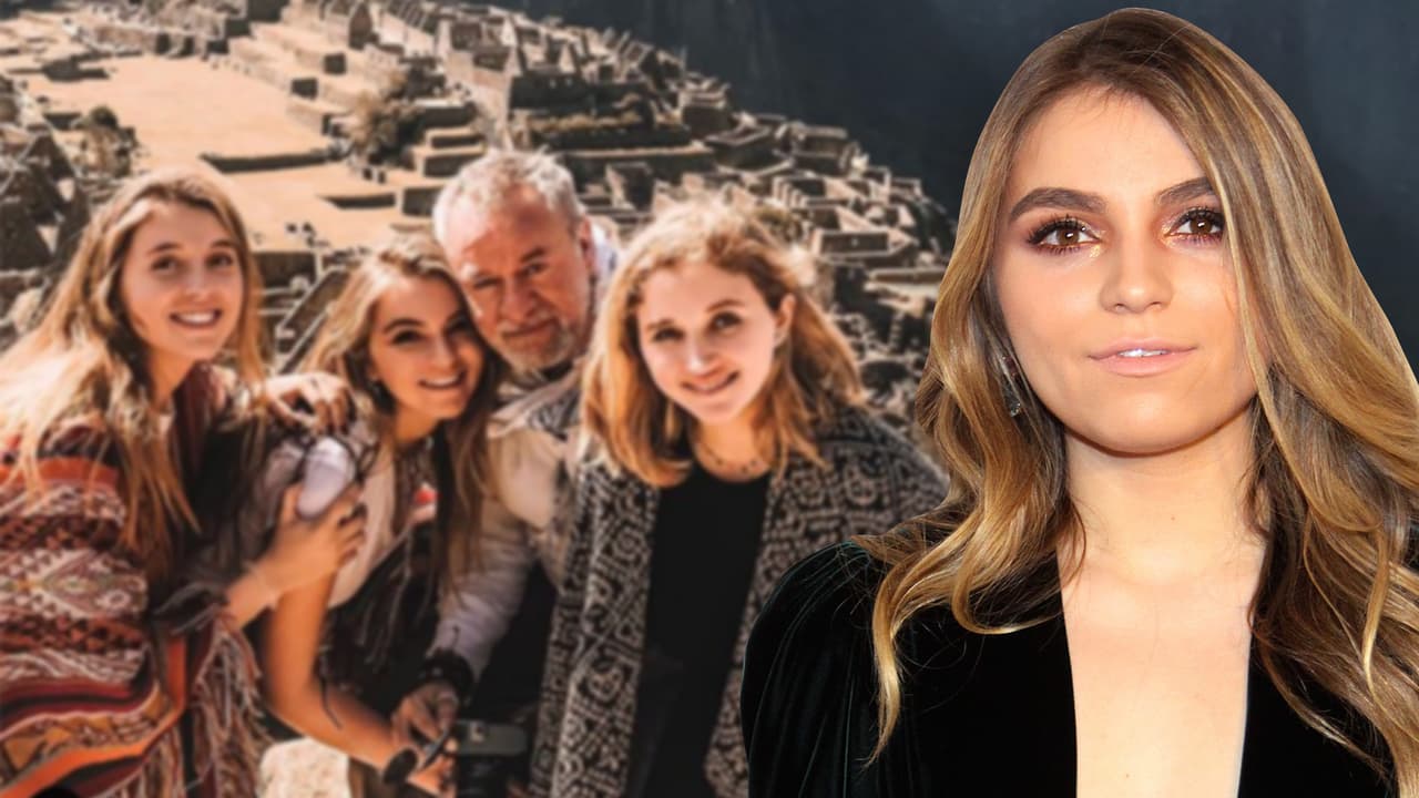 <b><a href="https://www.univision.com/temas/sofia-castro" target="_blank">Sofía Castro</a> </b>sabe lo que es crecer en una familia numerosa. 
<br>