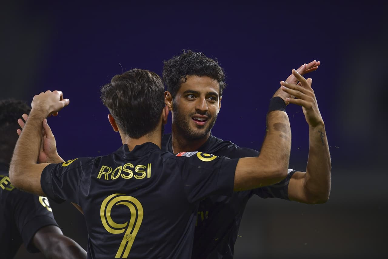 Cáceres (11’) abrió el marcador muy temprano en el partido. Iniciando la segunda mitad, Carlos Vela (46’, 47’) empató y dio vuelta al marcador. Blessing (90+5’) marcó el tercero para los de Bradley que se medirán a los Tigres de la UANL en la Final del certamen.