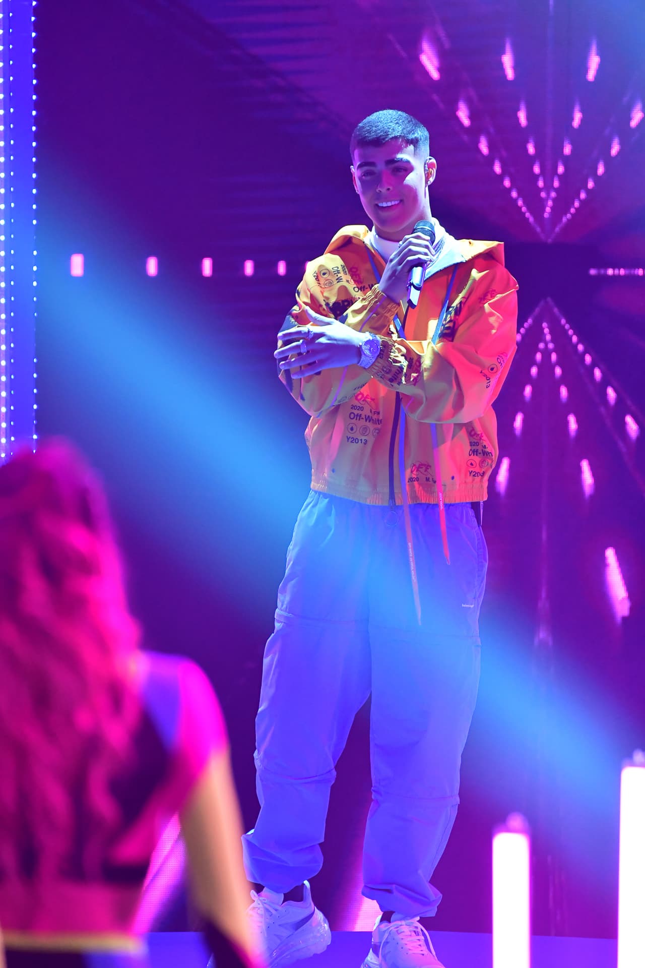 El el joven reggaetonero cantó su éxito 'Aventura', que hasta ahora suma 20 millones de vistas en YouTube.