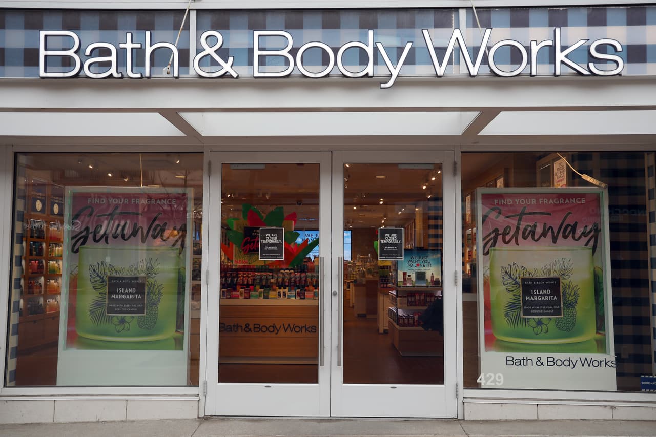 La empresa L Brands, dueña de la marca Bath & Body Works, anunció el cierre de 50 tiendas en Estados Unidos.