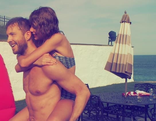 Desde hace unos tres meses Taylor Swift mantiene un romance con el DJ Calvin Harris, con el cual se le ha visto súper feliz y por nada se separan.