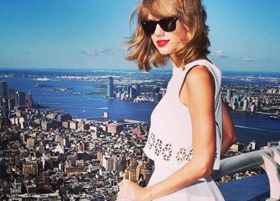 Taylor Swift y Lady Gaga ahora podrían ser las mejores amigas. La rubia le agradeció a la ‘Mother Monster’ por desearle buena suerte en el amor.