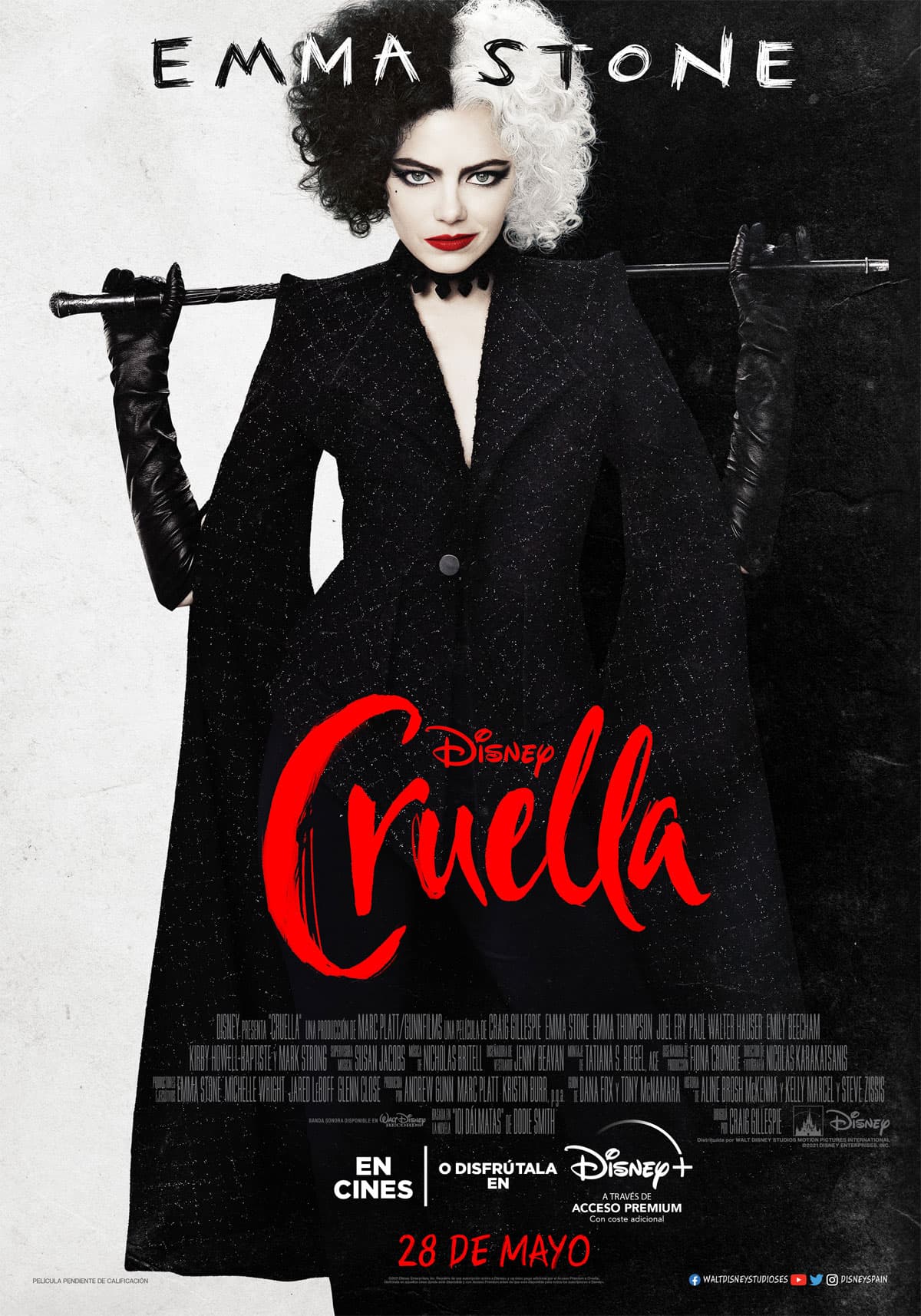 Cruella - Londres, años 70. Decidida a convertirse en una exitosa diseñadora de moda, una joven y creativa estafadora llamada Estella se asocia con un par de ladrones para sobrevivir en las calles de la capital británica.
<br>